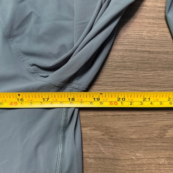 Lululemon Women's Play Off The Pleats Long Sleeve - Blue - Picture 7 of 8